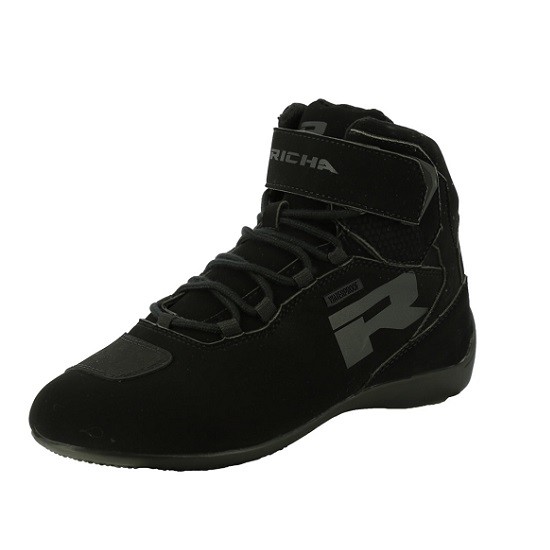 BOTA RICHA ESCAPE WP NEGRA