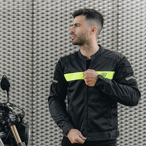 CHAQUETA OZONE DART NEGRA Y FLUOR