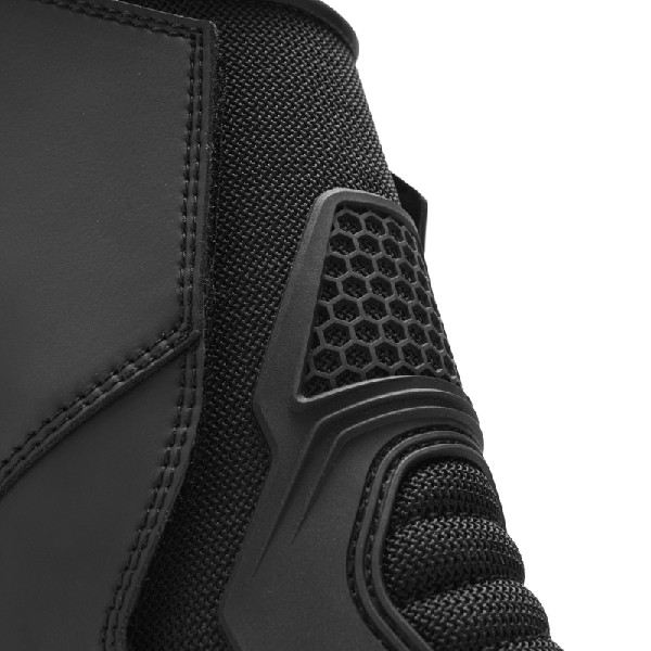 BOTAS REBELHORN RANGE NEGRA