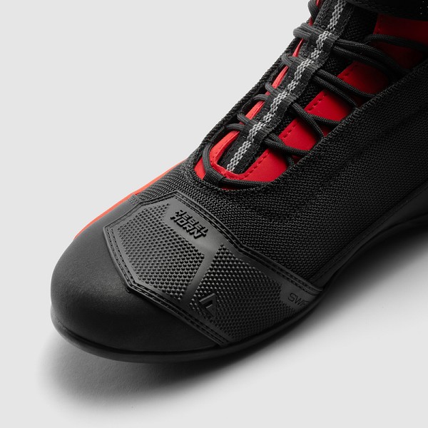 BOTAS REBELHORN SWIFT NEGRA Y ROJA