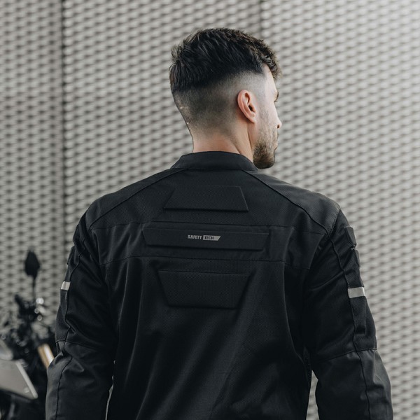 CHAQUETA OZONE DART NEGRA