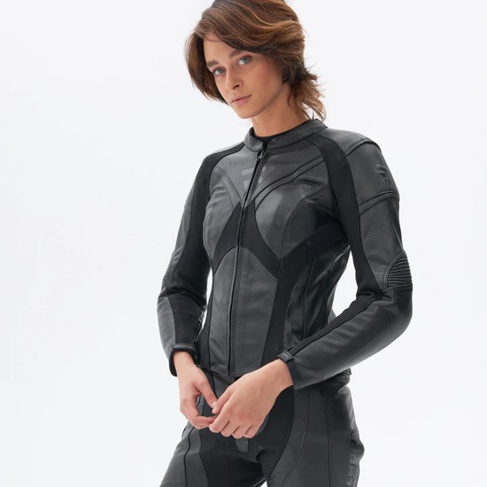 CHAQUETA REBELHORN DE CUERO REBEL LADY NEGRA
