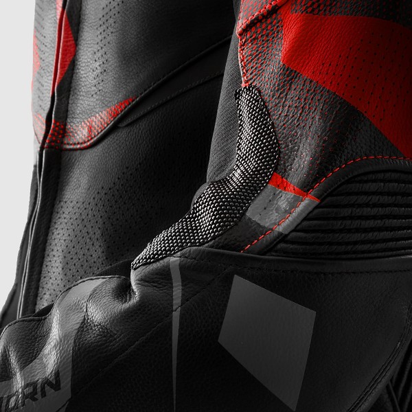 CHAQUETA REBELHORN INFERNO NEGRA Y ROJA