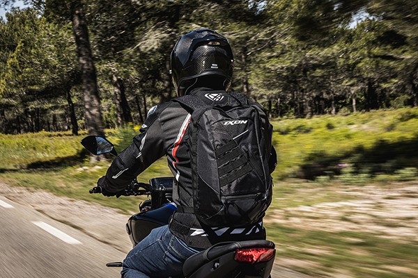 MOCHILA IXON V-CARRIER 25