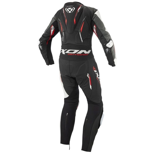MONO IXON DEMONIO NEGRO, BLANCO Y ROJO
