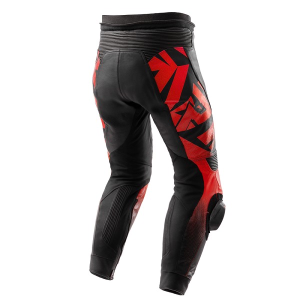 PANTALON REBELHORN INFERNO NEGRO Y ROJO