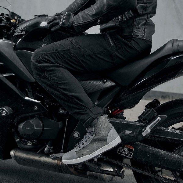 PANTALÓN REBELHORN URBAN III NEGRO